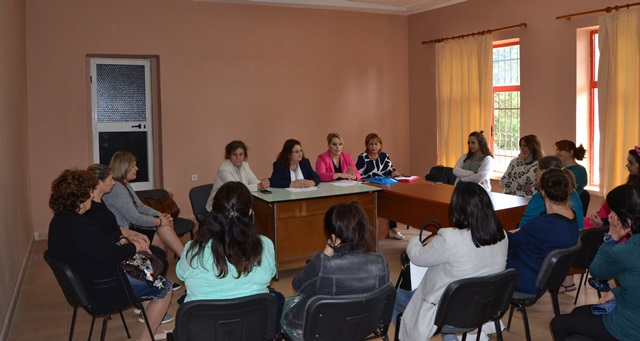 KQZ, sesione edukimi/trajnimi me votues për herë parë, gra dhe Administratën e Bashkisë Mat.